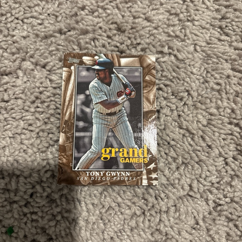 Topps Grand Gamers Card with Black and Gold Accents